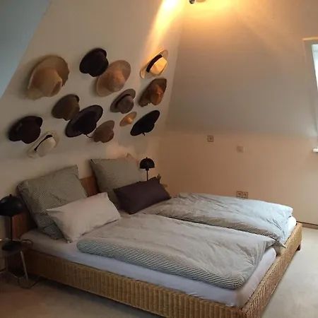 Feriehus Gaestehaus In Bargteheide, 3 Sz, 1-8 Personen, Ruhige Und Zentrale Lage Bargteheide