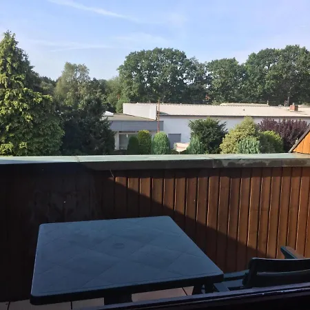 Feriehus Gaestehaus In Bargteheide, 3 Sz, 1-8 Personen, Ruhige Und Zentrale Lage *